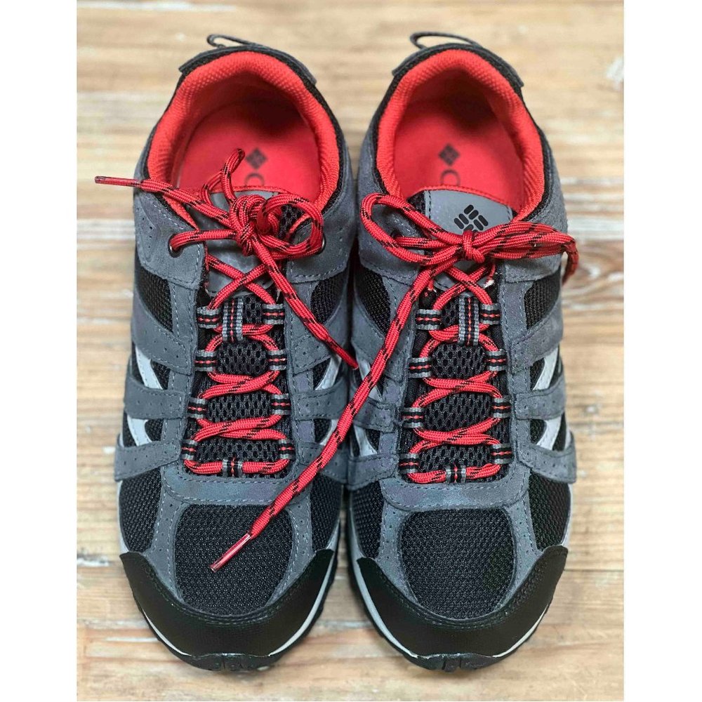 NWOT Columbia Sportswear Youth Waterproof Hiking Shoe NEVER WORN